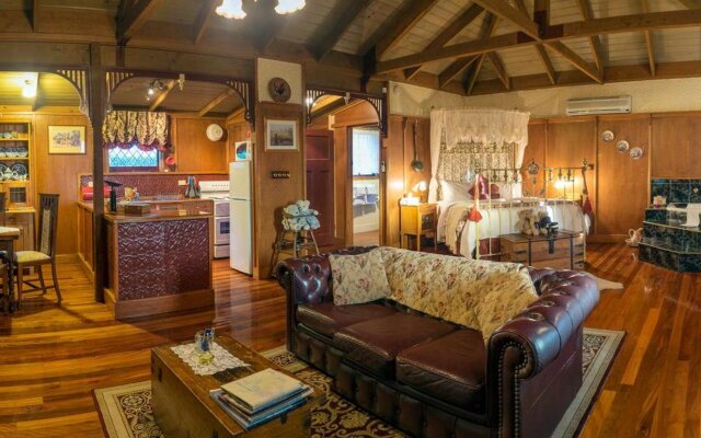 Observatory Cottages
