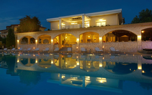 Portes Beach Hotel
