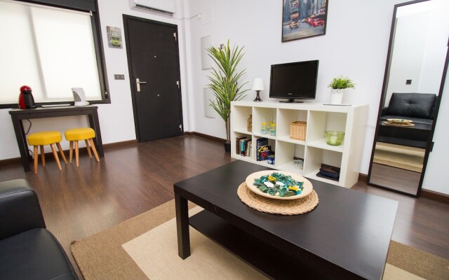 Home is Here Dos Aceras