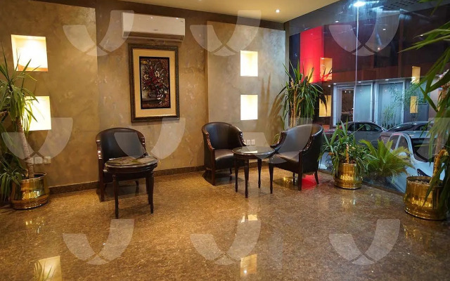 Lamar House Hotels & Suites