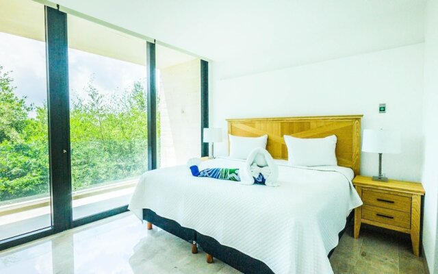 Oceana 232 Playa del Carmen Condo with Pool and Sundeck Area by RedAwning