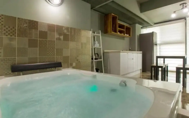 Gyeongju Seventh Avenue Pool Villa