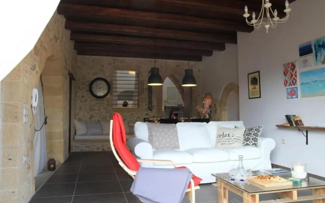 Meli Milon Villa