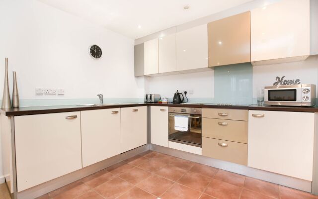Fabulous Newcastle City Centre Apt