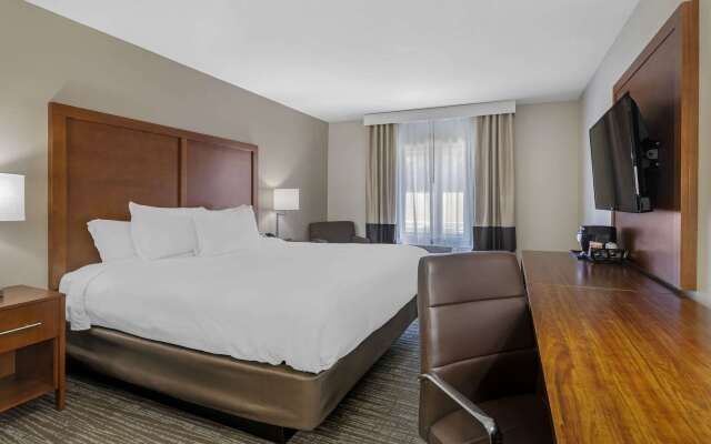 Comfort Inn & Suites