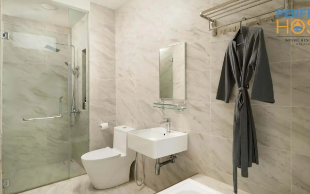 Imperio Residence Seafront by Perfect Host