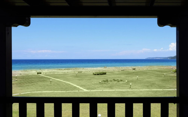 Soleado Beachfront Villa