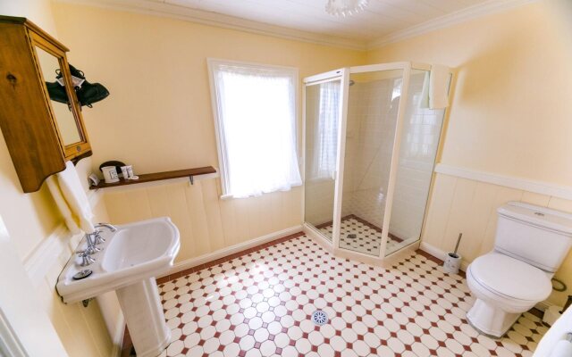 Riversleigh Guesthouse