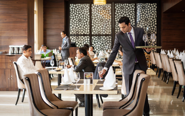 Golden Tulip Suites Gurgaon