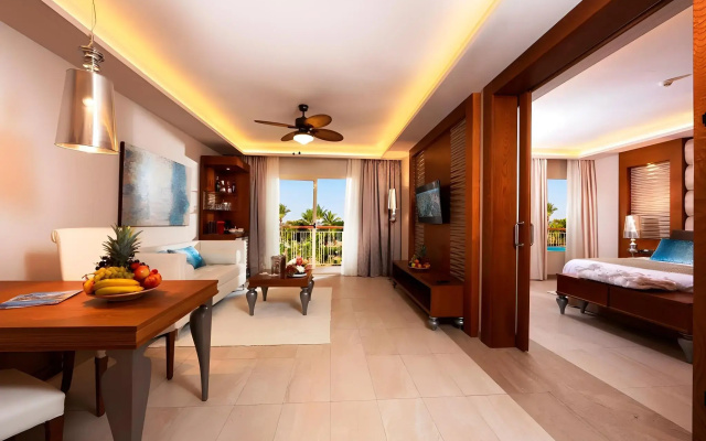 Majestic Mirage Club