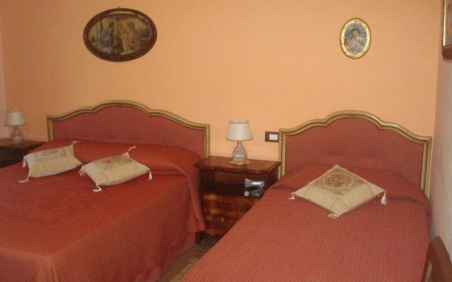 Villa Liliya