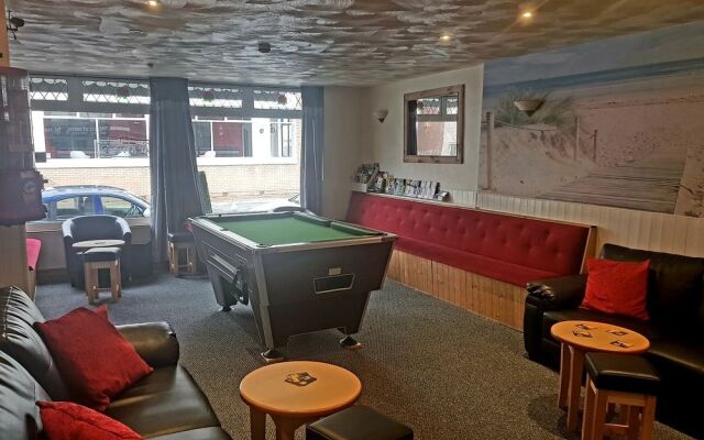 Ascot Hotel