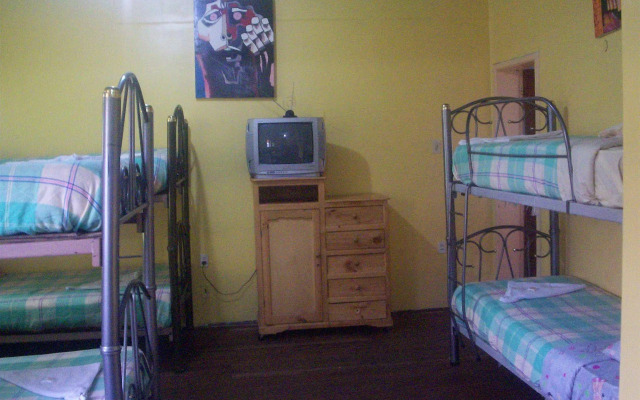 Hostal White House