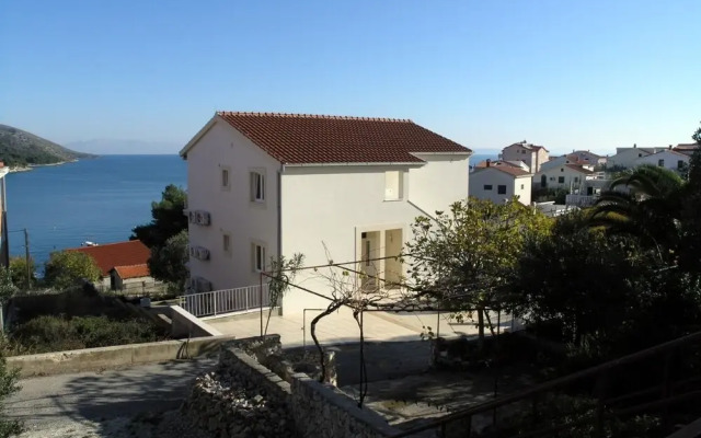 Aurelius - Relaxing With Gorgeous View - A1 Luce