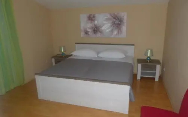 Apartments Prgin