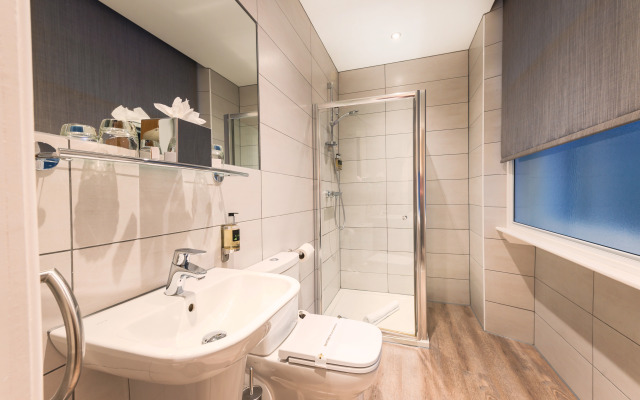 Braid Apartments by Mansley