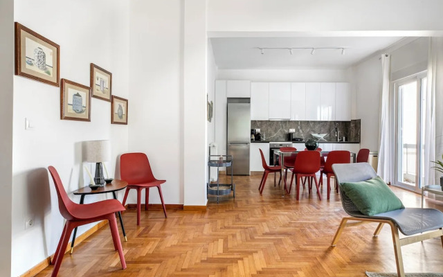Artsi - 3BR Apt w Balcony in Athens
