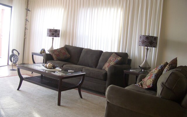 Chateaux 309 Apartment