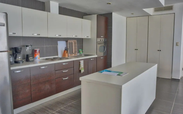 Blue Bay Vacation Rentals At Vista Mare