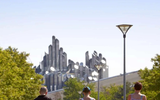 Campanile Poitiers - Site du Futuroscope