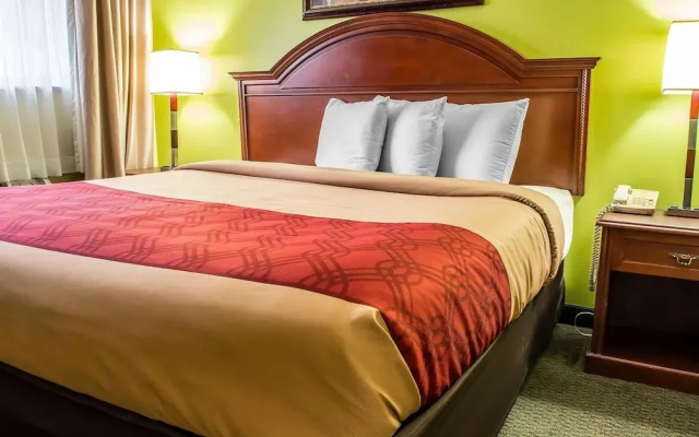 Econo Lodge Jefferson Hills Hwy 51