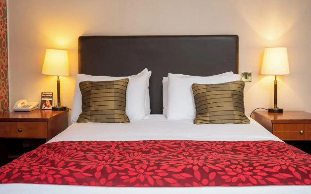 Cross Hands Hotel Old Sodbury by Greene King Inns