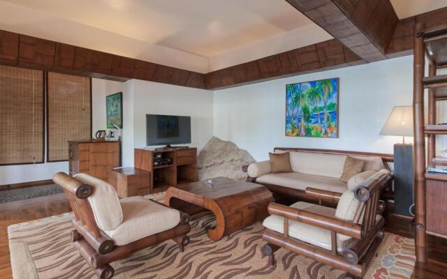 Mom Tri's Villa Royale