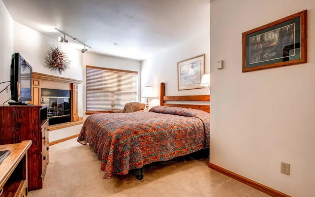 River Mountain Lodge #w213