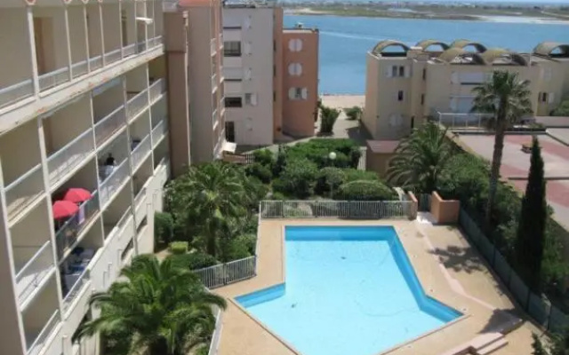 Coquet Appartement T2 PORT DE GRUISSAN 4 personnes 4THAL104