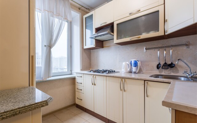 На Большой Якиманке 52