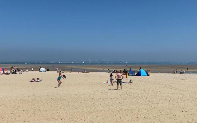 Ryde Beach Garden Apartment