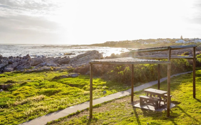 Two Palm House - Vermont