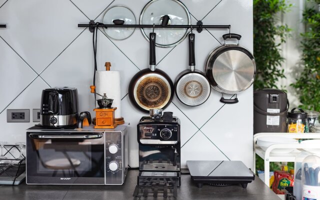 The Seaton House Phuket