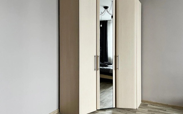 Династия на Ярыгинской набережной, 17