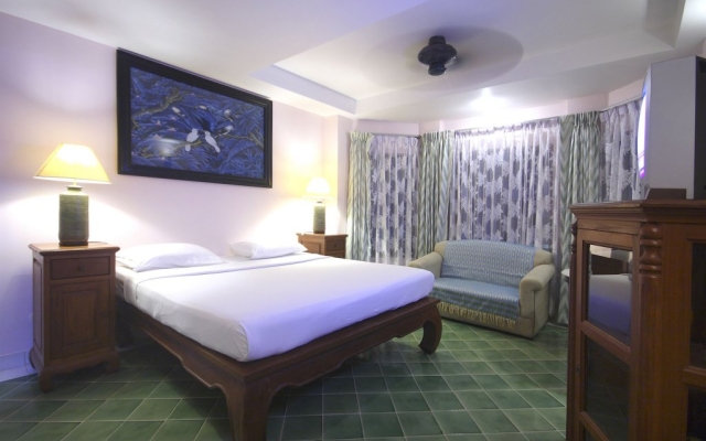 Rendezvous Hotel