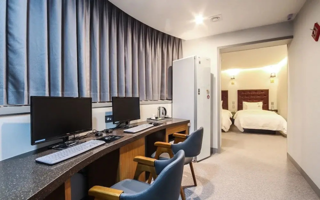 Busan Oncheonjang Hotel Mithuna