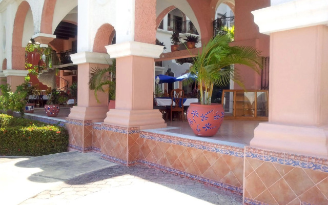 Canadian Resorts Huatulco