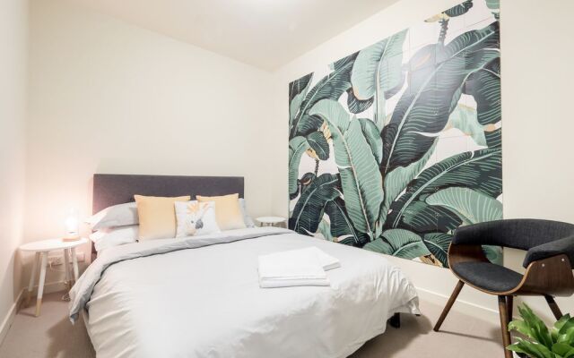 LittleStay Collection - Collins