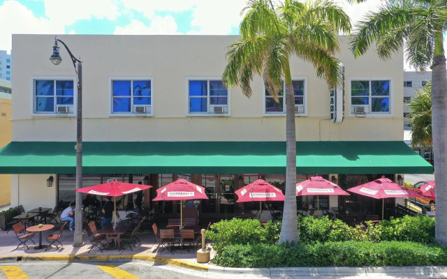 Norman's Hotel and Dining