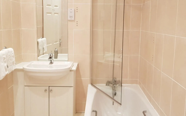 Tankerville Arms Hotel