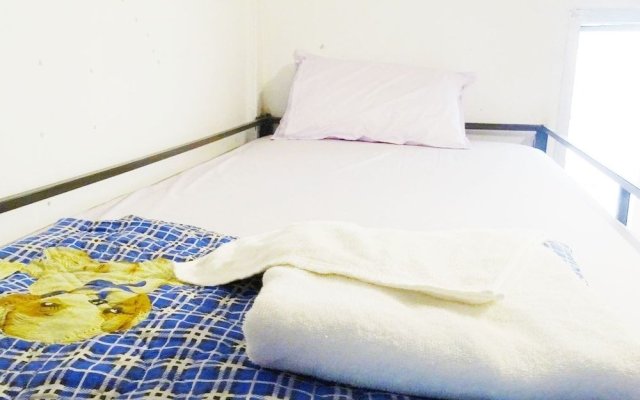 Patong Dormitory Hotel - Hostel