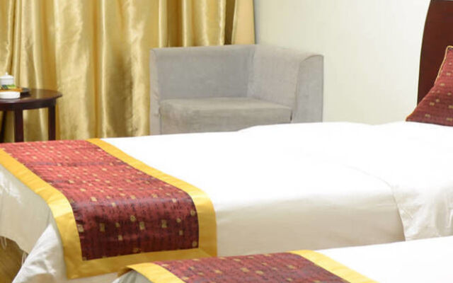 Xinyang Tianyi Express Hotel