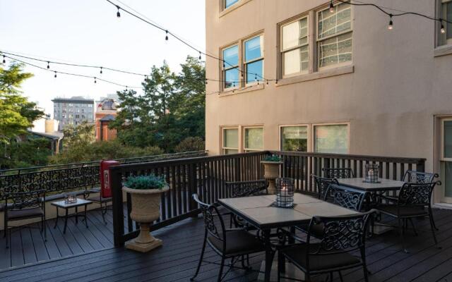 Club Wyndham Riverside Suites