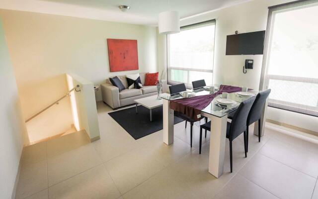 Redwood Villas Extended Stay Zona Industrial