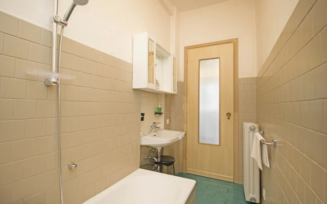Cisano Beach Apartment