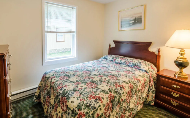 Highland Hills Motel and Cabins – A Master Hosts Resort
