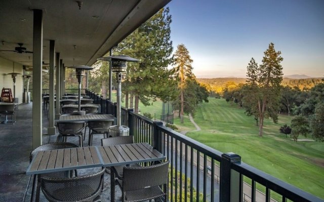 Ridgecrest Rendezvous -  Huge Wrap-Around Deck - Perfect for Sunbathing or BBQ-ing by Yosemite Region Resorts