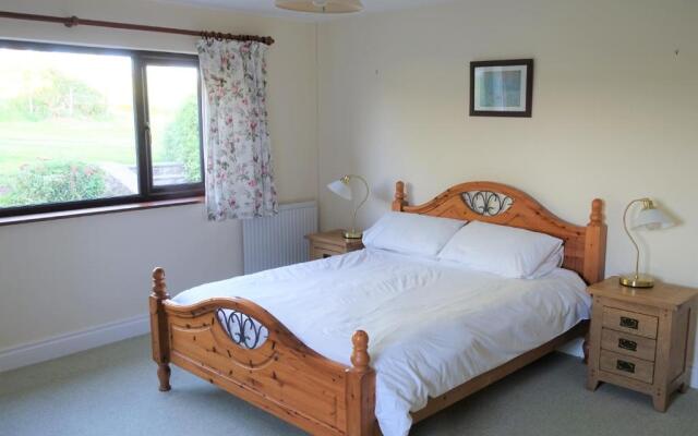 Tyddyn Crwn Country-House Apartments