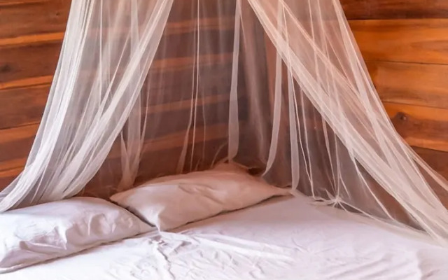 The Mompe Hostal Beach