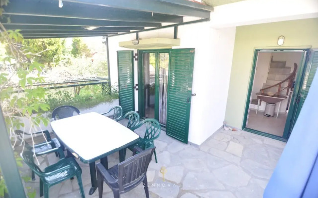 Zennova 64 Casa Elias